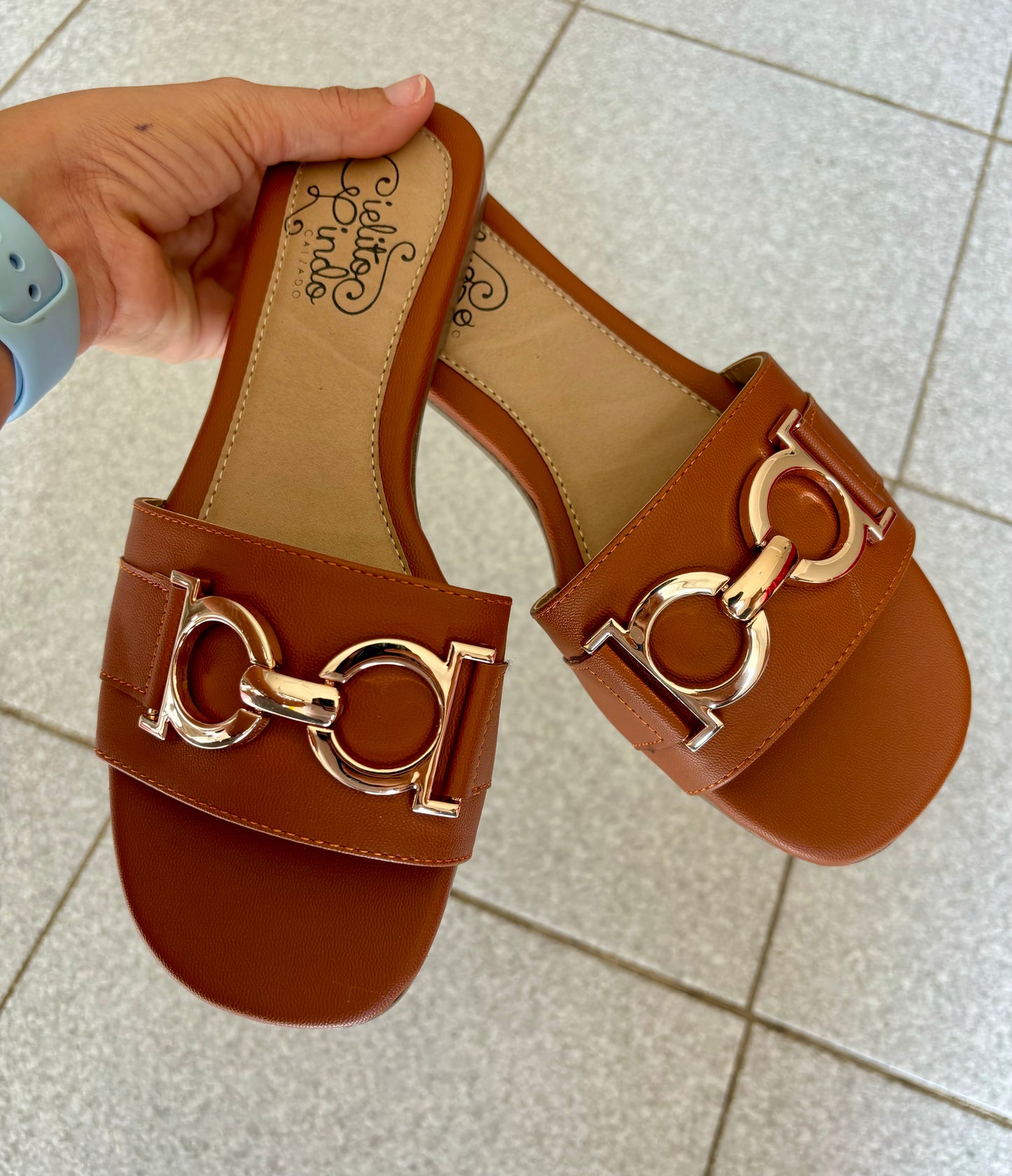 Sandalia Ferra Camel