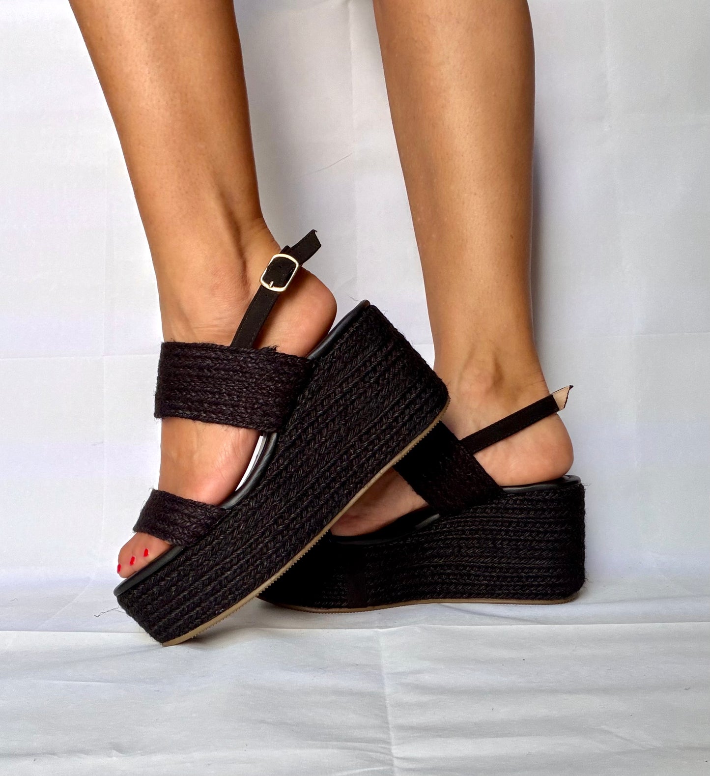Plataforma Topo Yute Negro